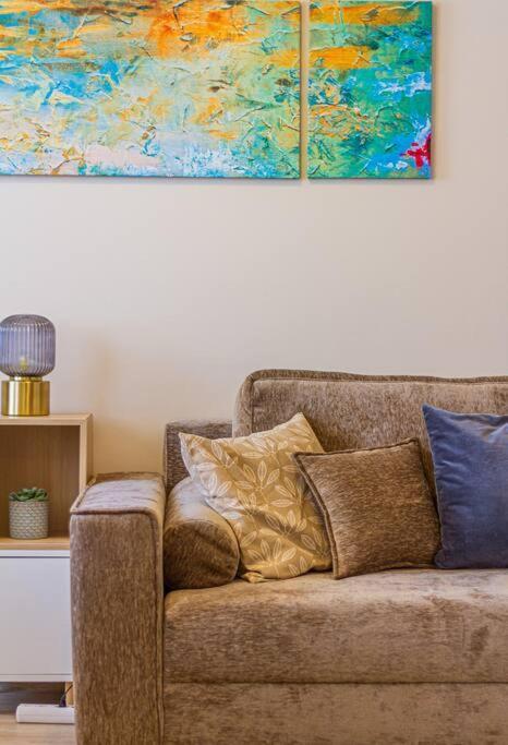 Roomy Apartment 80Sqm At City Center Free Parking Space, Ac & Balcony Budapeste Exterior foto