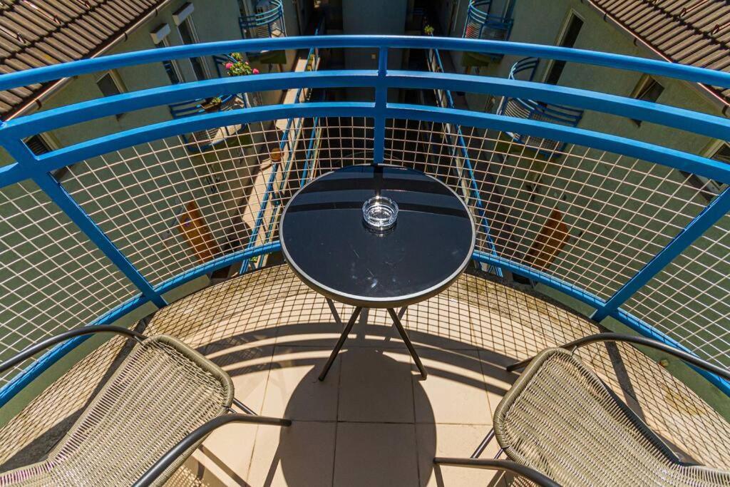 Roomy Apartment 80Sqm At City Center Free Parking Space, Ac & Balcony Budapeste Exterior foto